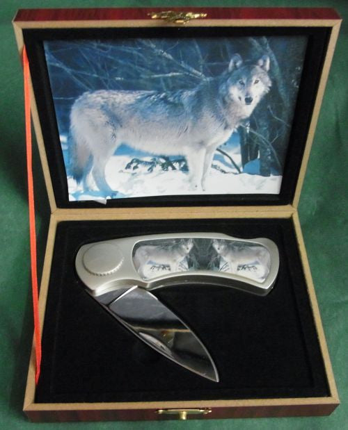 Messer mit Wolf Bild