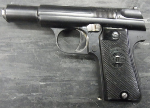 Pistole Astra 3000