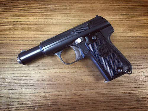 Pistole Astra
