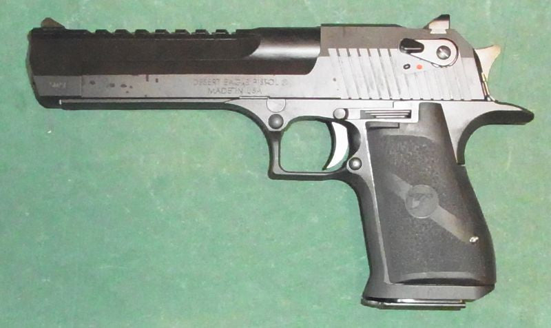 Pistole Desert Eagle, Black