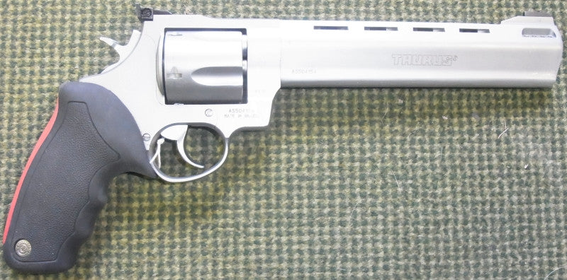 Revolver Taurus Casull