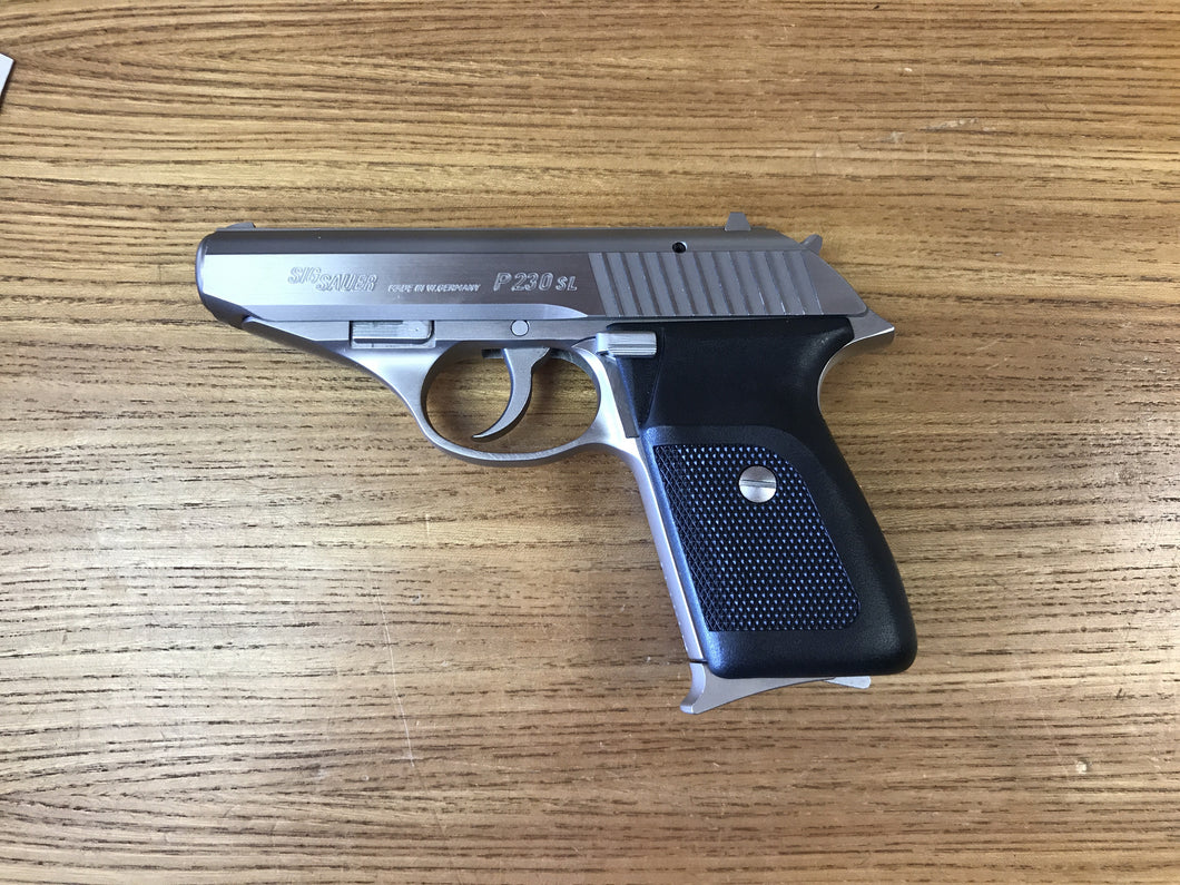 Pistole Sig P230